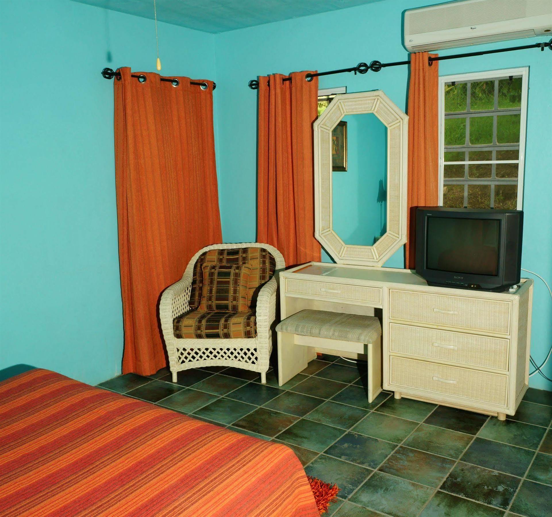 Lamblion Holiday Apartment Freemans Екстериор снимка